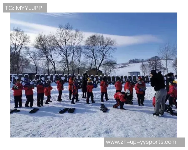 足球雪狮勇闯冰雪世界展现激情与团结的魅力之旅